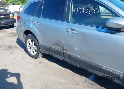 2013 Subaru Outback 2.5I Premium z USA, uszkodzony, nr VIN 4S4BRBCC7D3278460